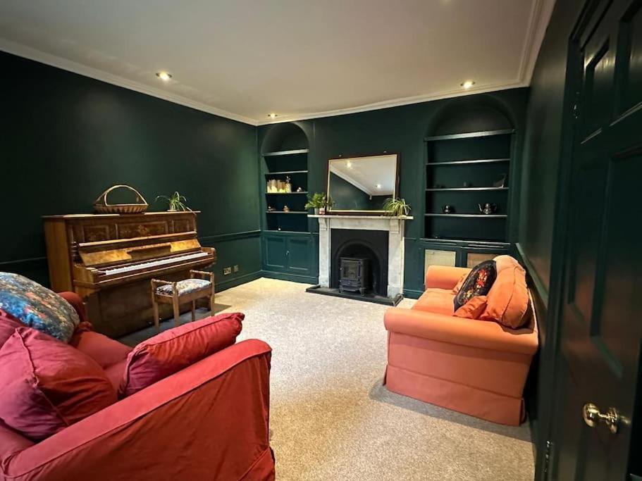 Large Georgian House In Heart Of Exeter Villa Exterior foto