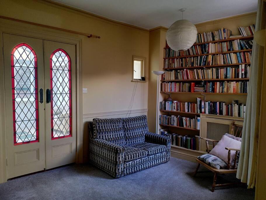 Large Georgian House In Heart Of Exeter Villa Exterior foto
